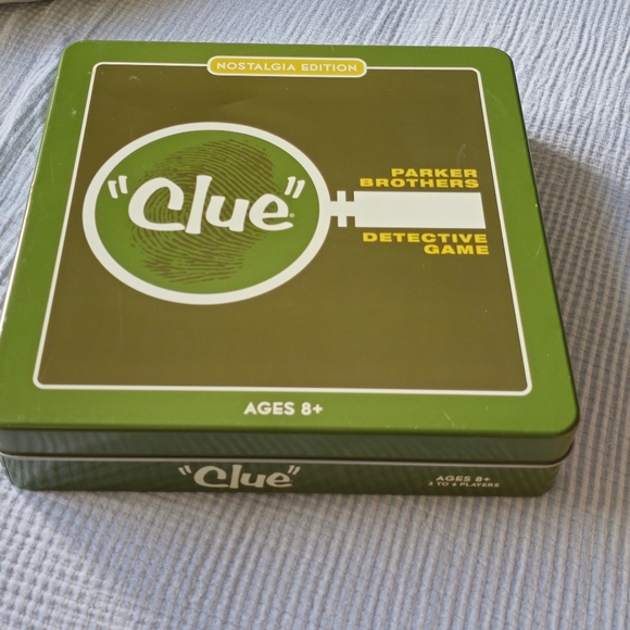 Clue boardgame - Picture 3 of 4